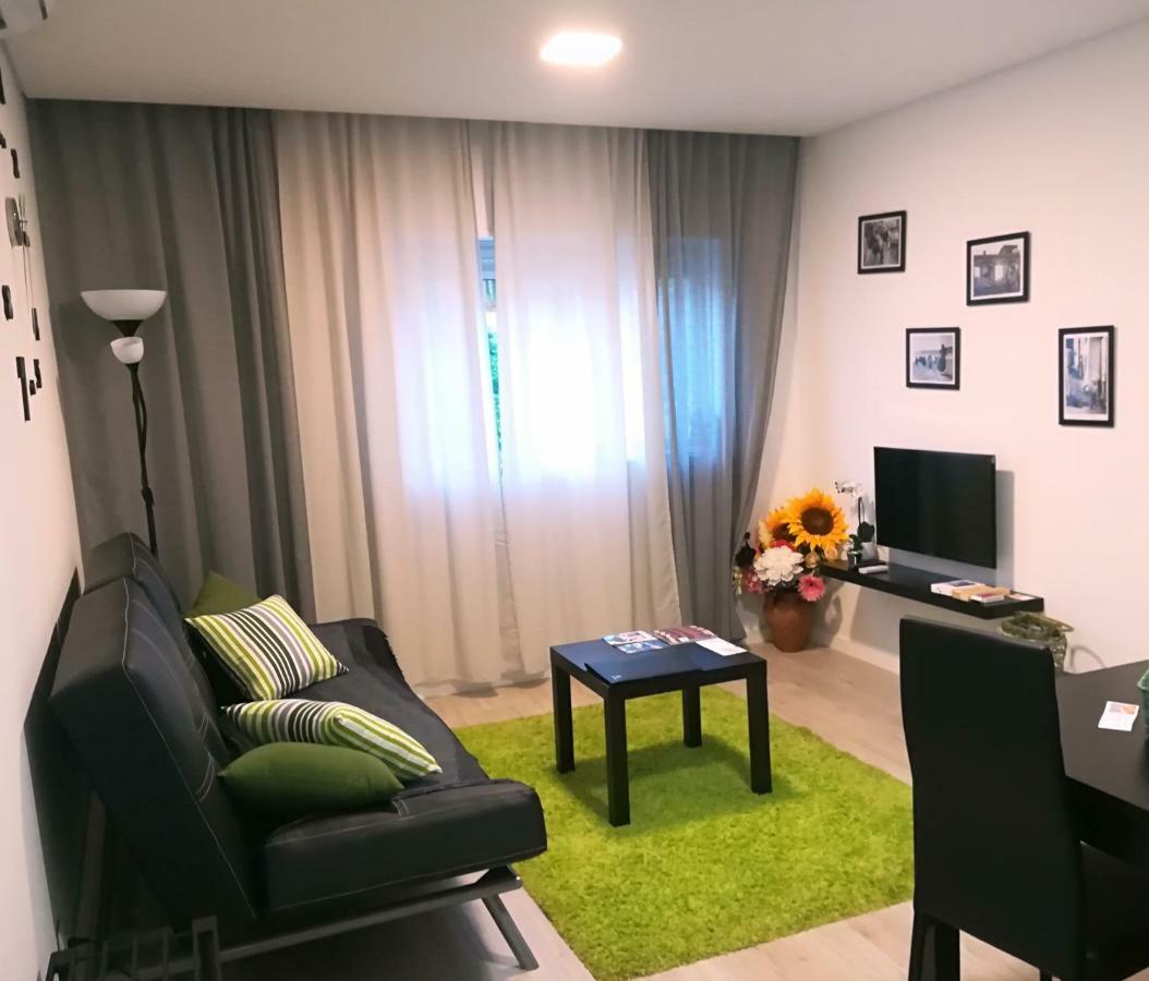 Iris Apartment 庞巴尔 外观 照片