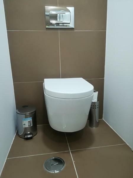 Iris Apartment 庞巴尔 外观 照片