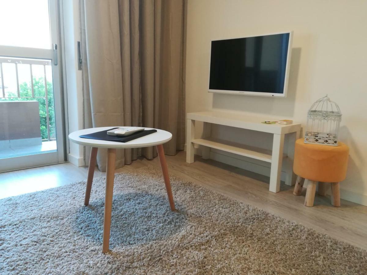 Iris Apartment 庞巴尔 外观 照片